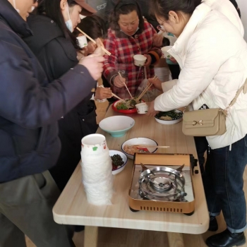 “培训餐饮技术 助力乡村振兴 ”郑州碧兔喜商贸有限公司一直在路上